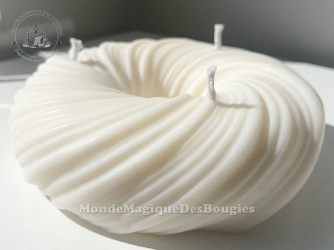 Bougie donut couronne torsade